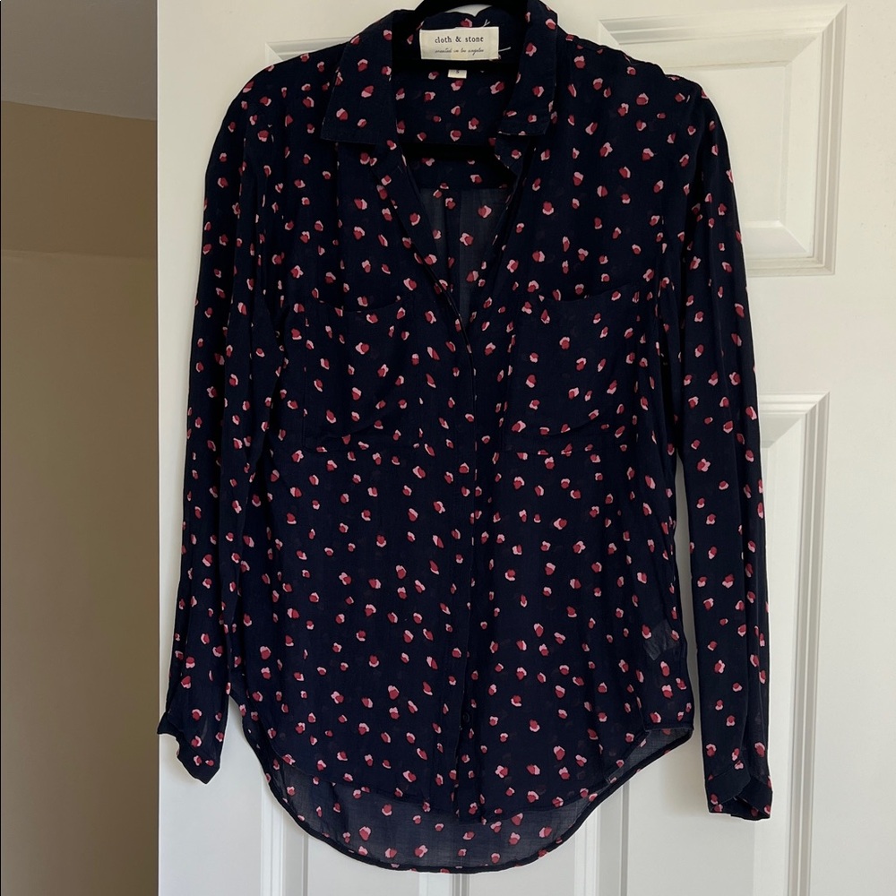 Cloth & Stone Navy Blouse with Pink Accents